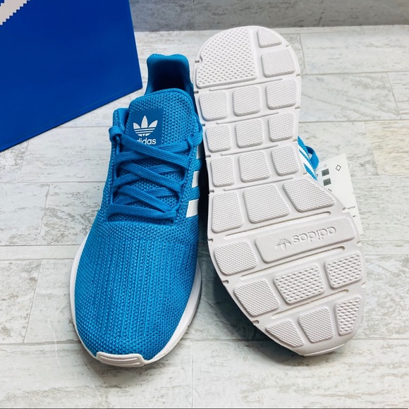 Adidas Swift Run running shoes - Picture 5 of 6